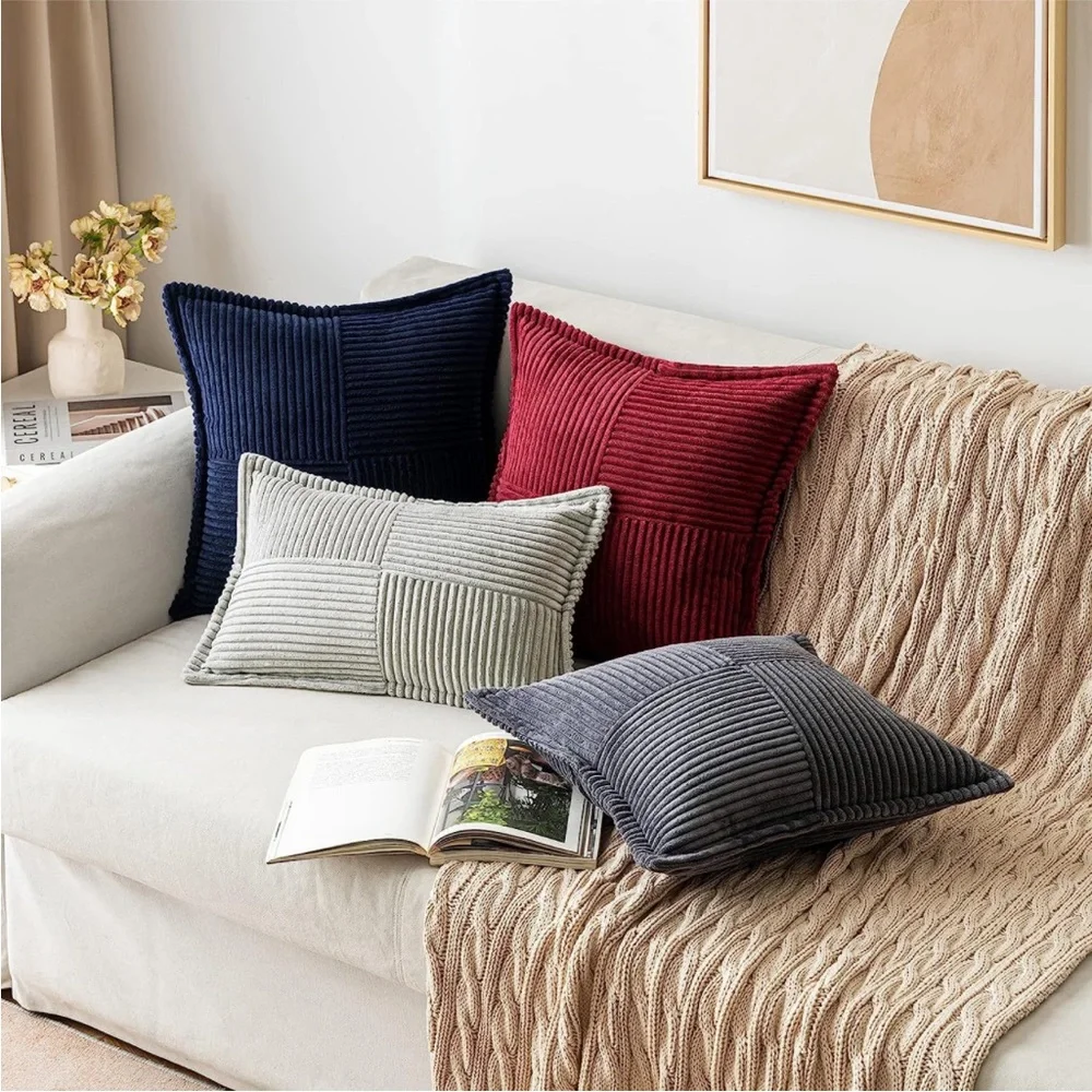 West Elm 🌸beautiful pillowcase