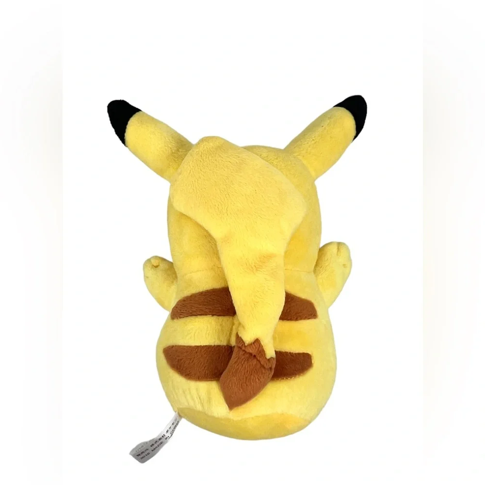 Pokemon center pikachu