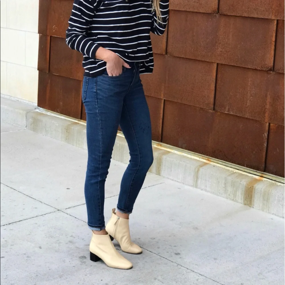 Everlane Blue Stretch Mid-Rise Skinny Jeans size 27