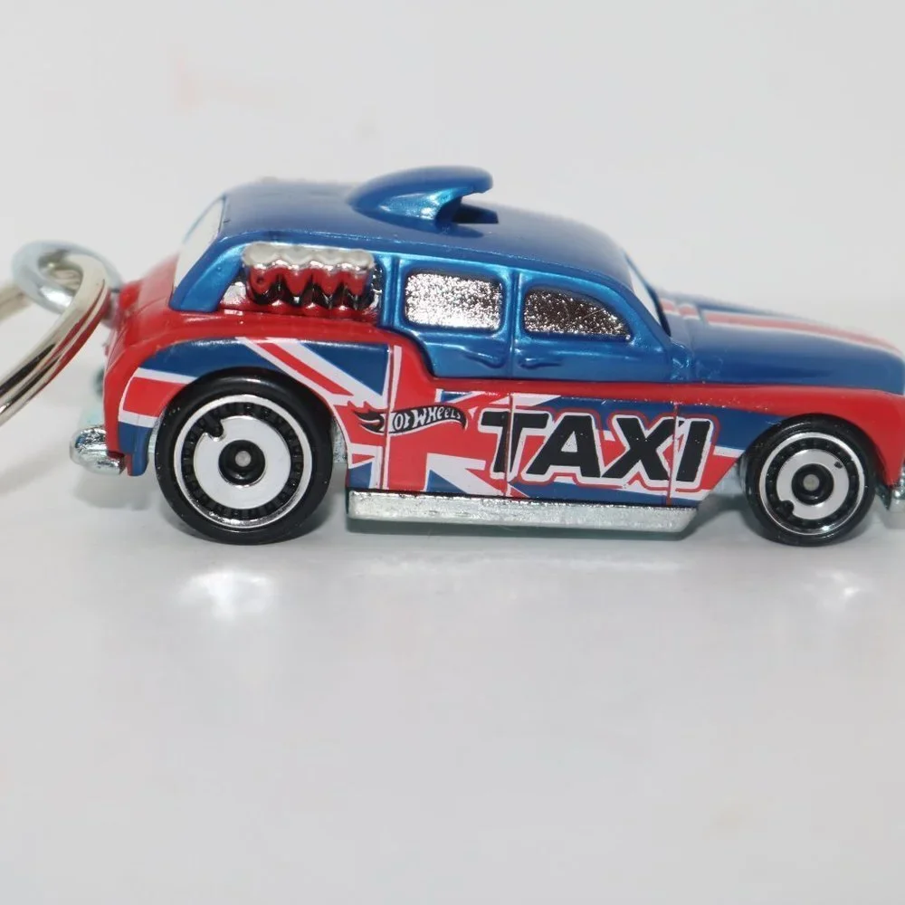 Hot Wheels Metro Cockney Cab II CUSTOM keychain