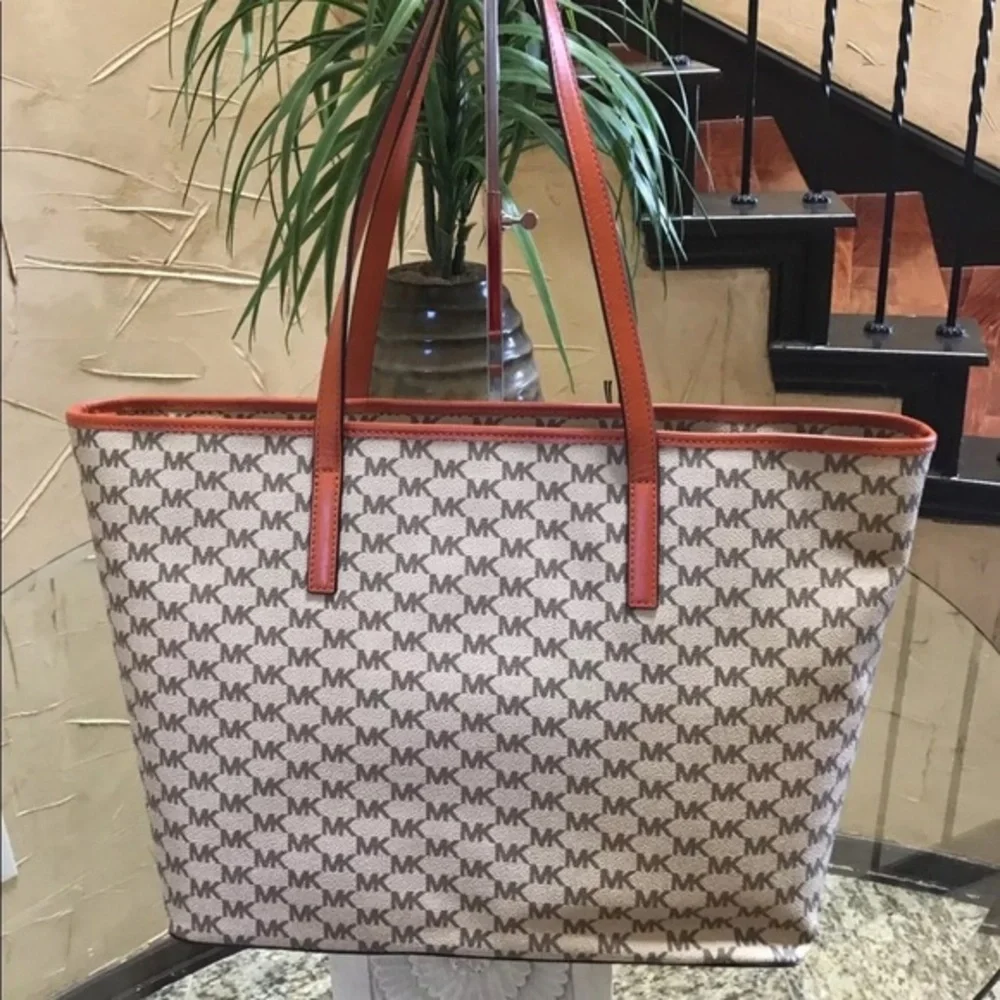 Michael Kors Studio EmryTop Zip Tote Bag