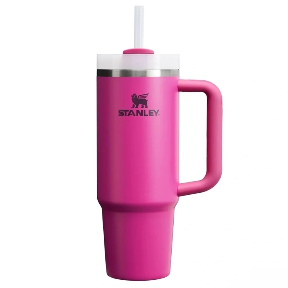 Stanley Quencher H2.0 Tumbler with Handle and Straw 30 oz Fushia New With Tags