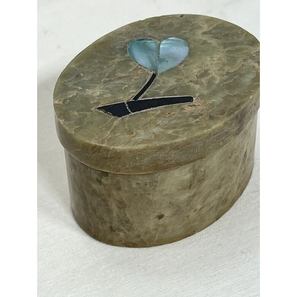Vintage Soapstone Oval Blue Abalone & Onyx Tulip Inlay Keepsake Box Blue