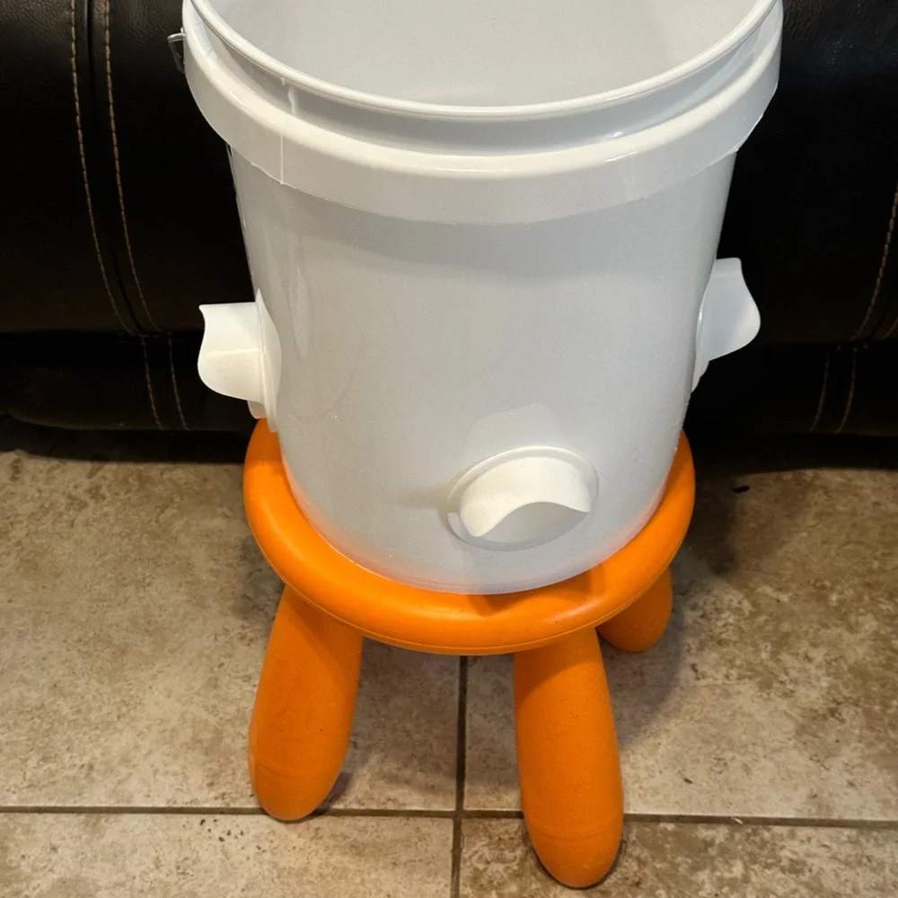 Chicken feeder this chicken
