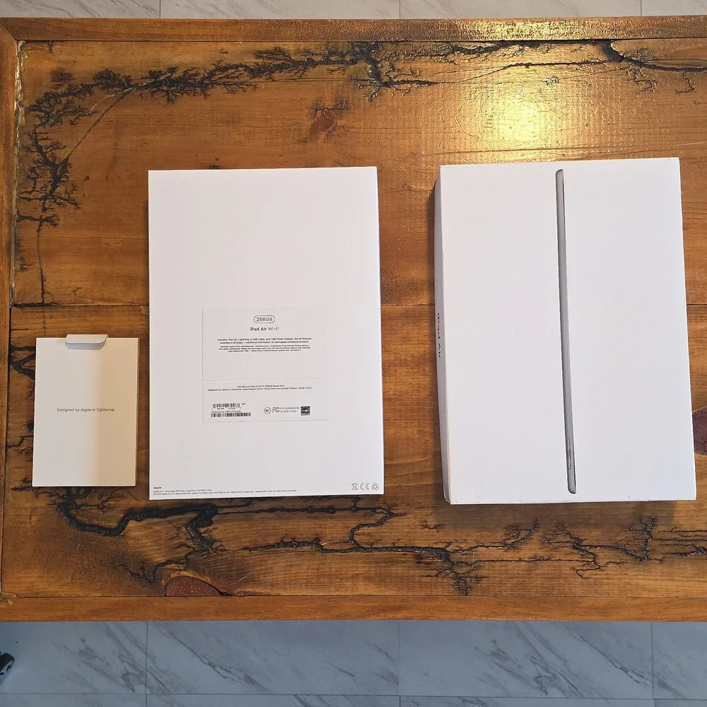 iPad Air EMPTY BOX (No IPad)