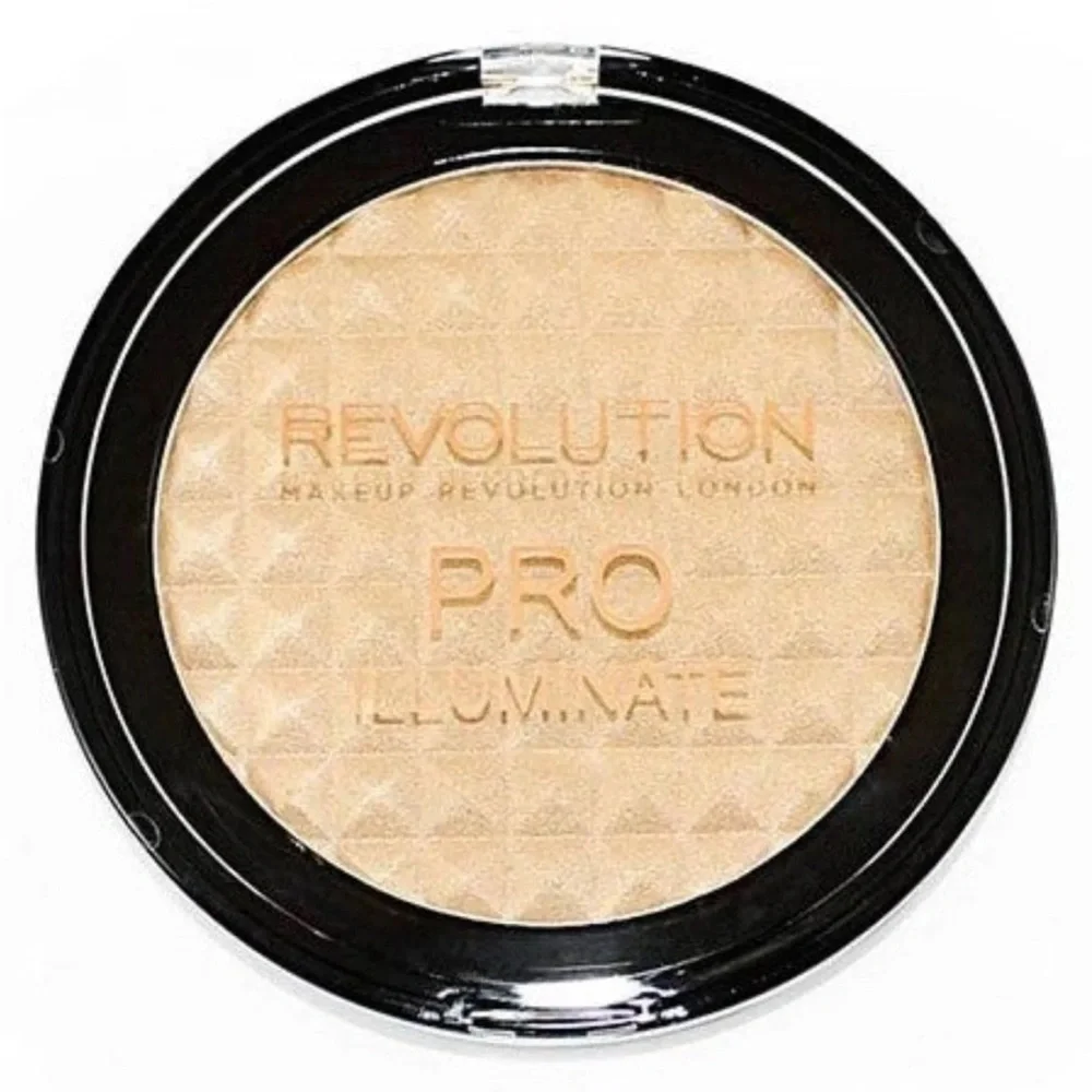 Makeup Revolution Pro Illuminate Compact