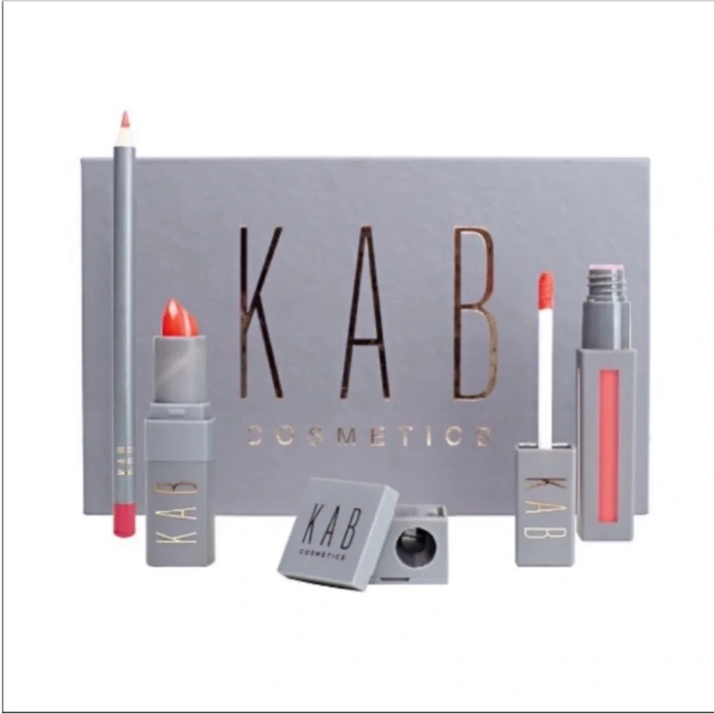 KAB Cosmetics Lip Kit