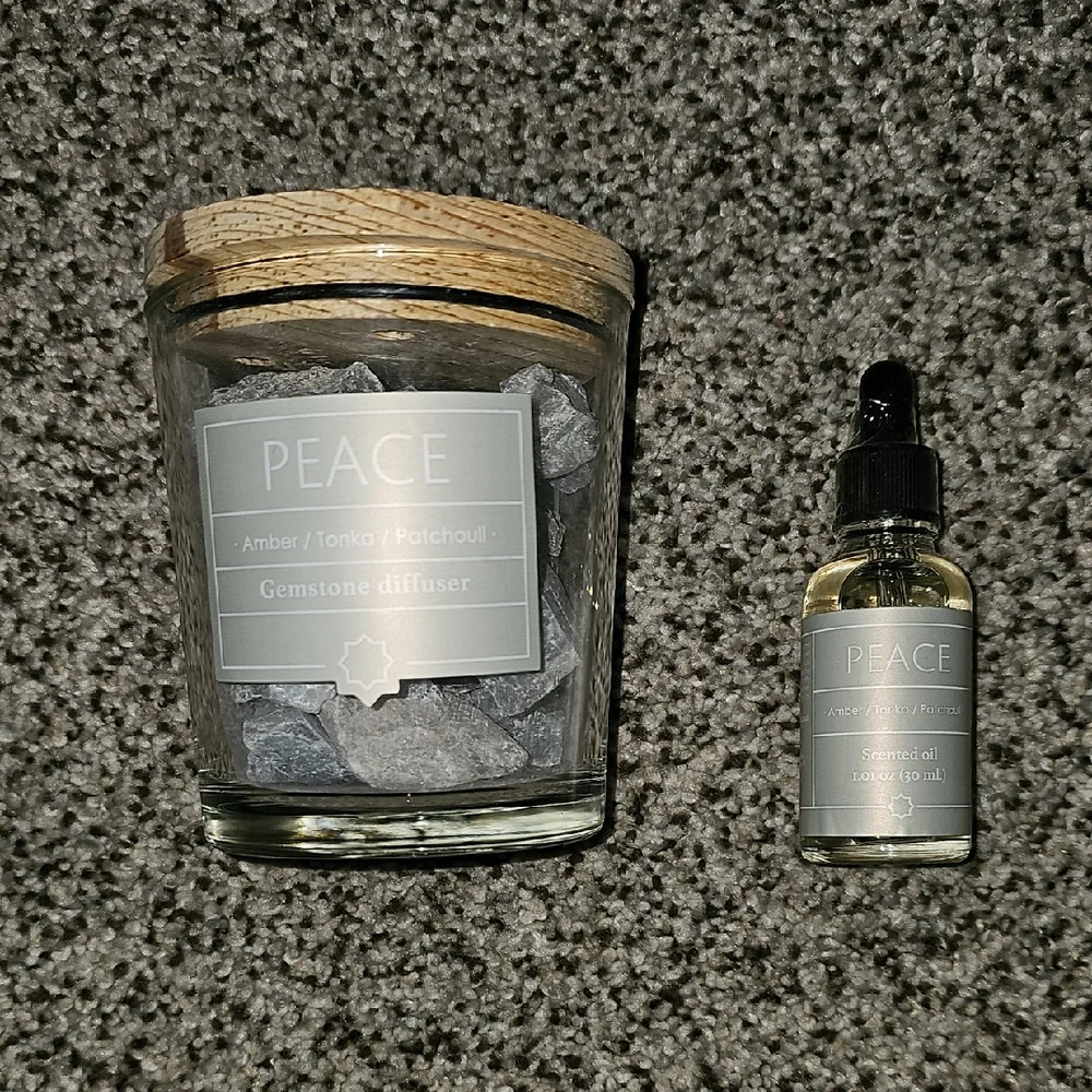 Peace Gemstone Diffuser and Scented Oil Set