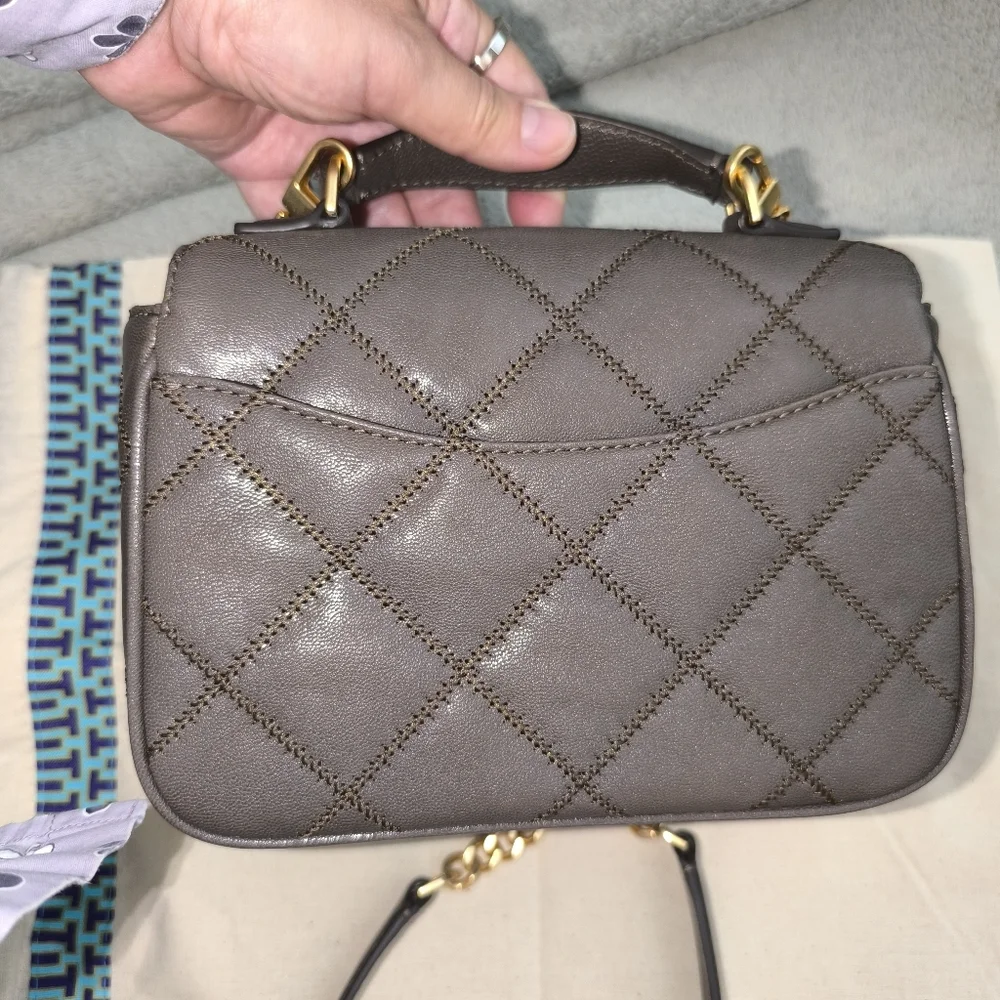 Tory Burch authentic bnwt