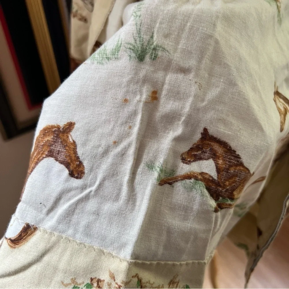 Tregos Westwear Rare Vintage Tan, Brown, Green All Over Horse Print Zip Up Shirt
