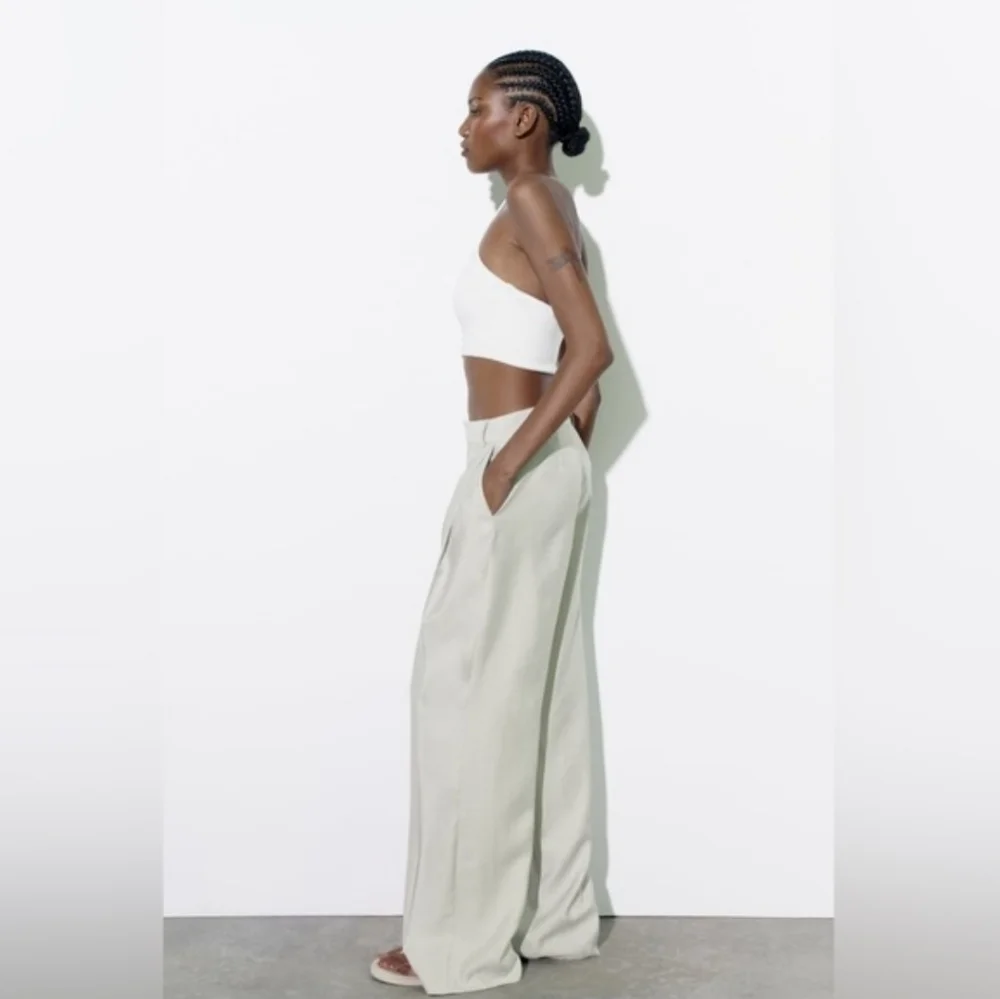 Zara HighWaist Pants Wide Grey Size S