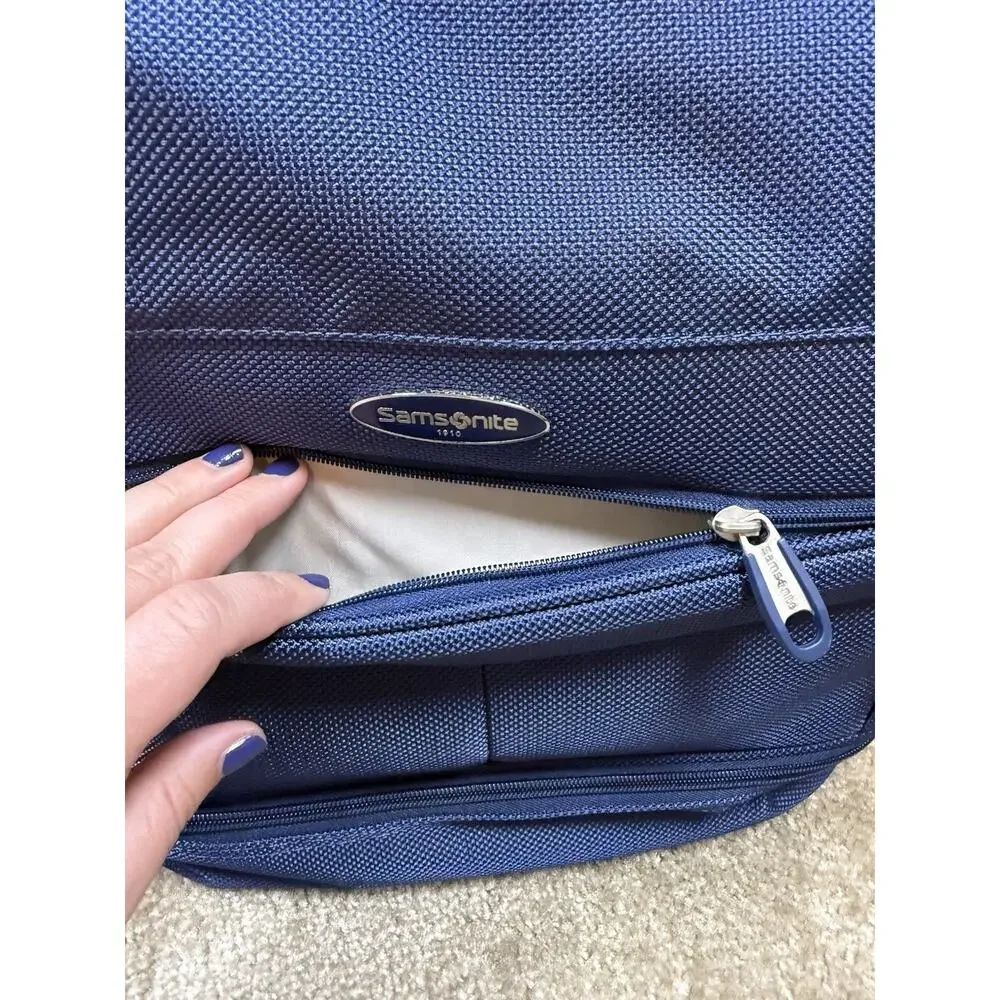Samsonite blue shoulder