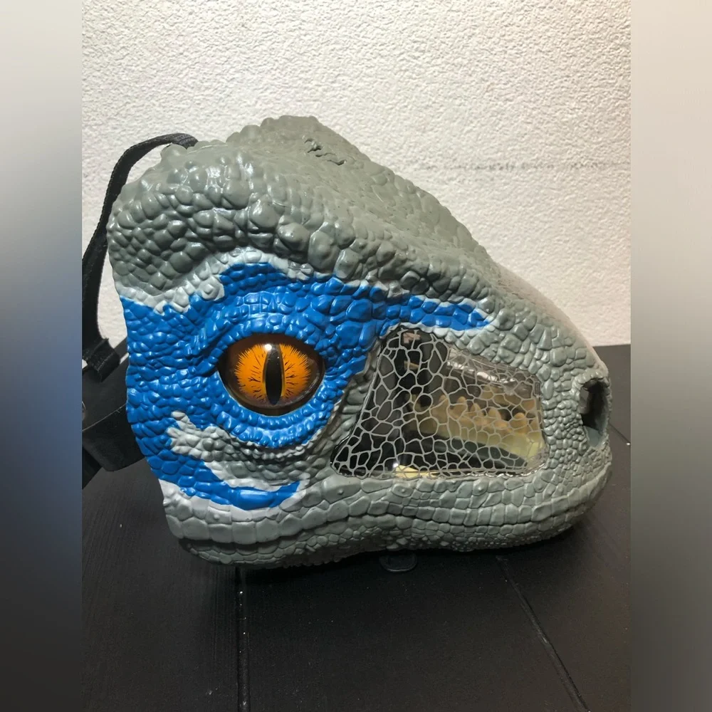 Mattel reptile accent