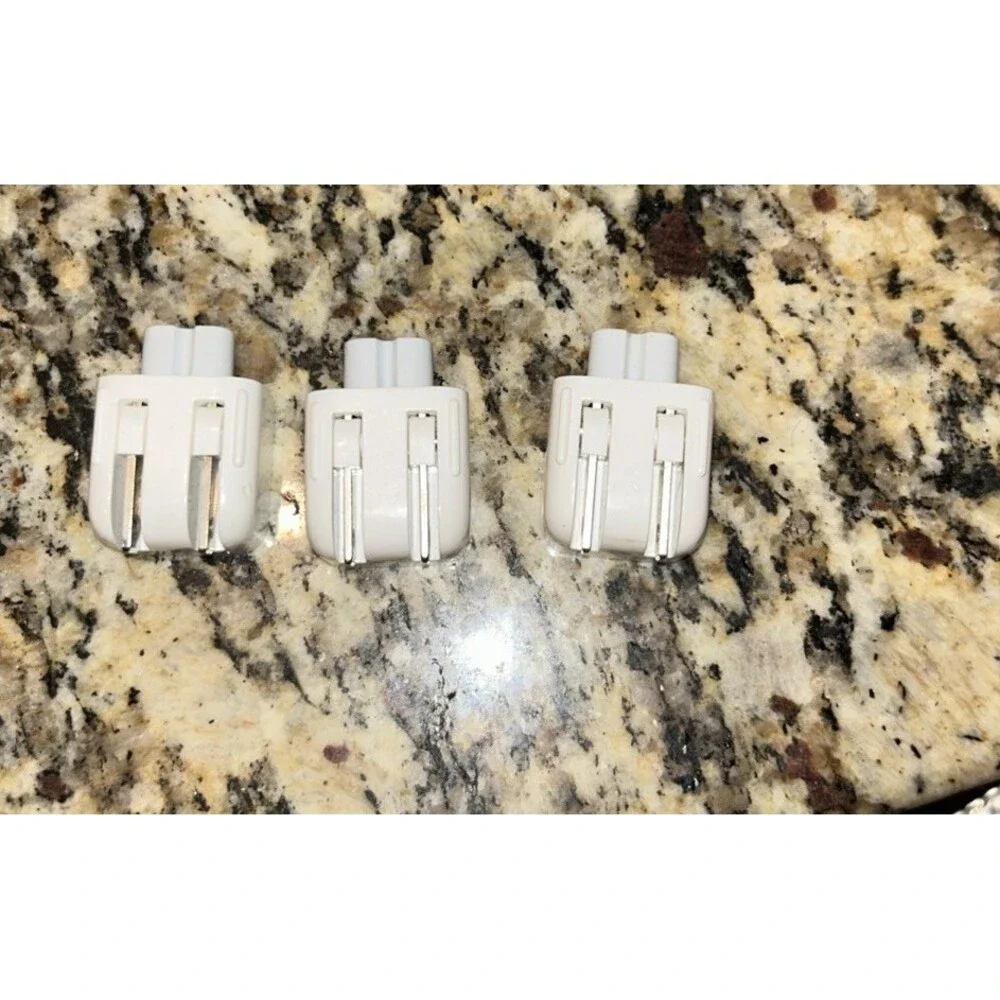 Lot Of 3 Genuine Apple MagSafe Wall Adapters DUCKHEAD 2 PRONG PLUG 45W 60W 85W