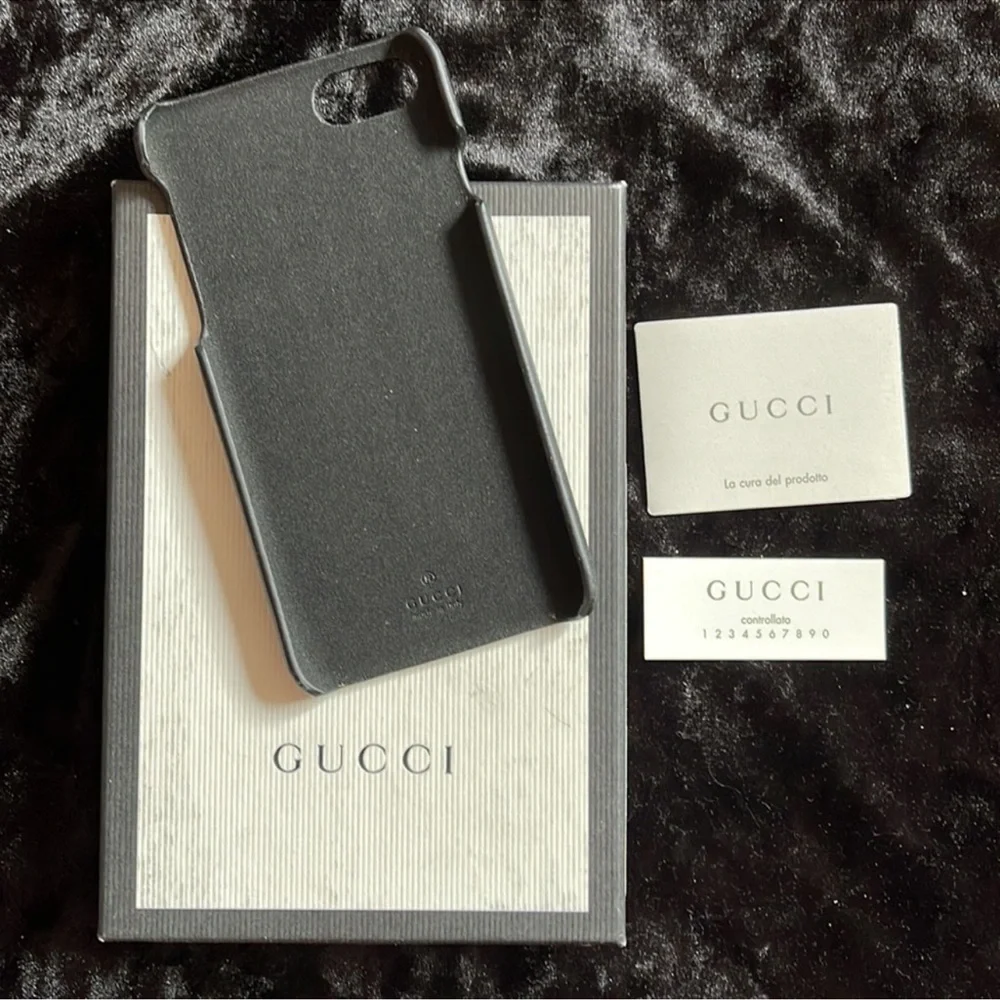 Gucci iPhone 7 / 8 Black Coated Canvas L’Aveugle Par Amour Case