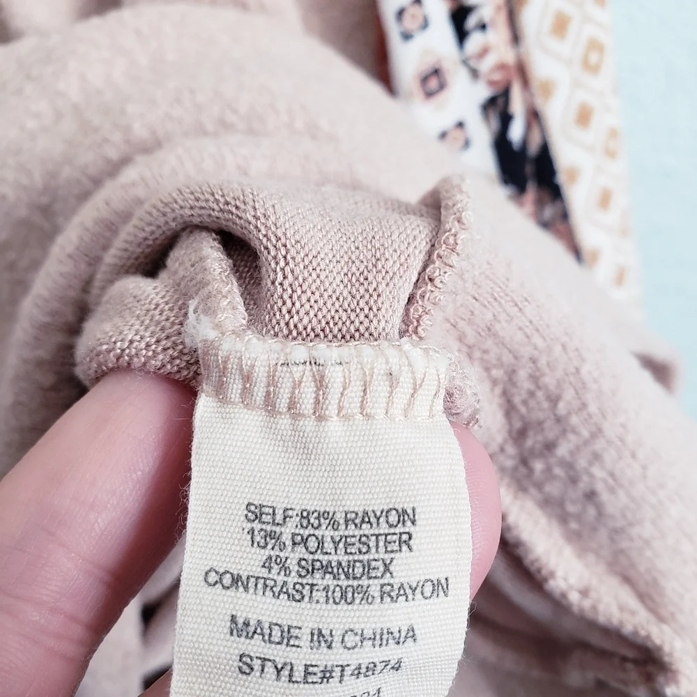 Anthropologie medium mixed