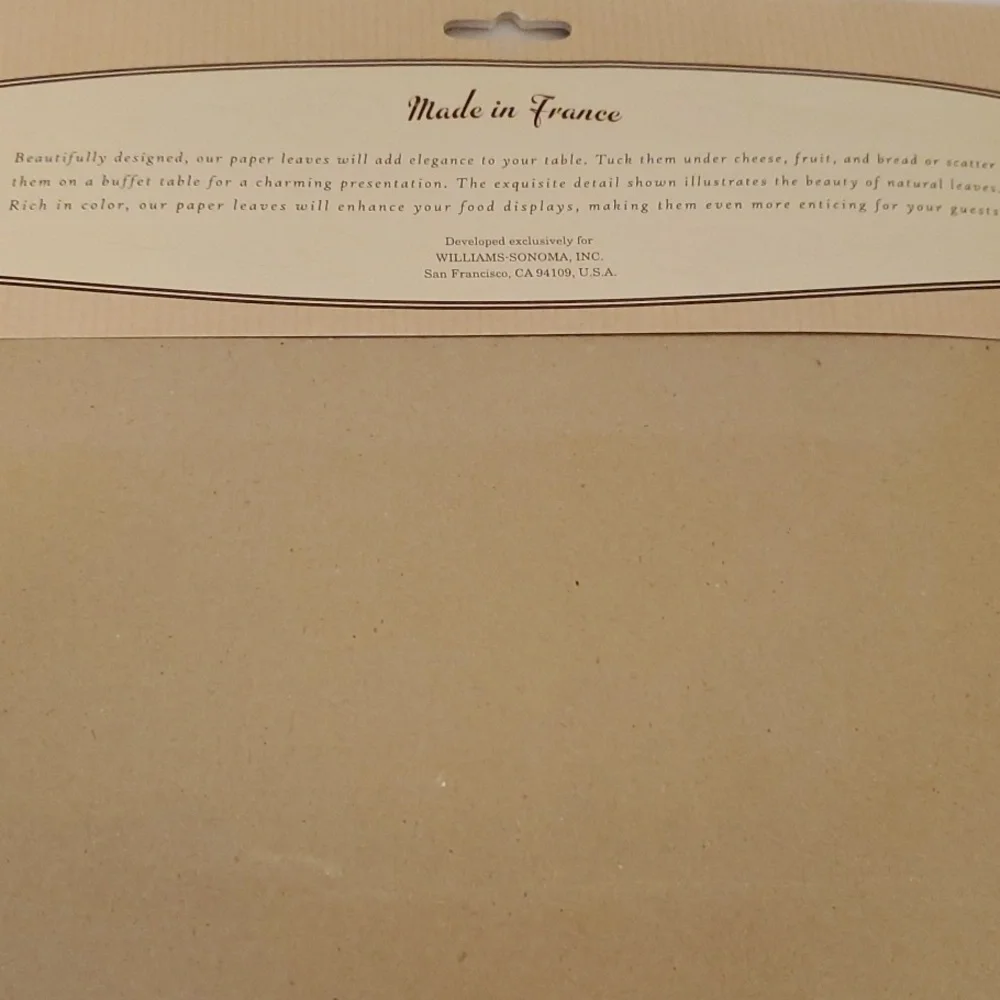 Williams Sonoma Vintage Made In France 🍁 Fall Paper Table 🍂Leaves