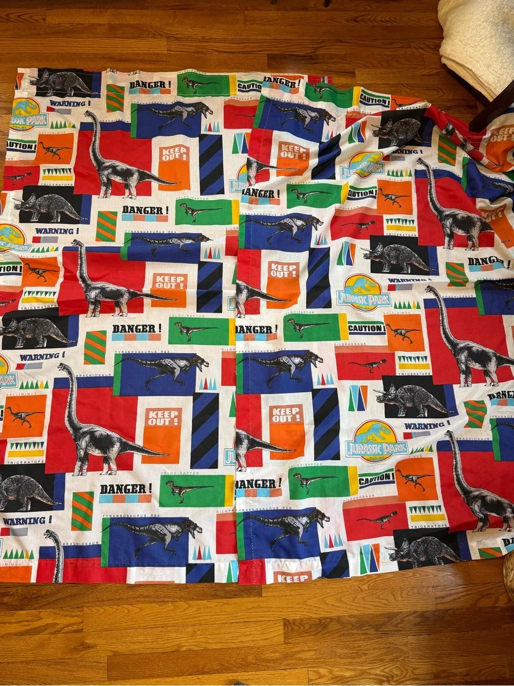 Jurassic Park Dinosaur Vintage 90s Pattern Curtain Set (4) Multicolor 63x40
