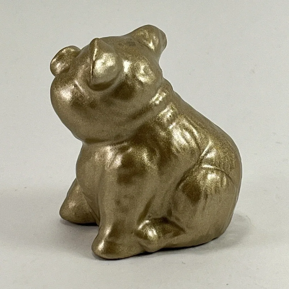 N/A adorable gold