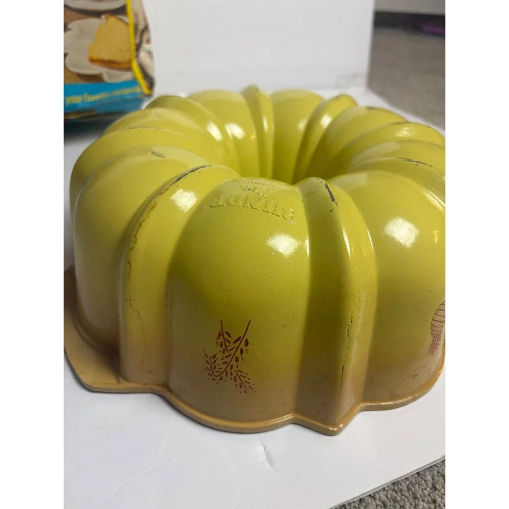 Nordic Ware pineapple 000 brand