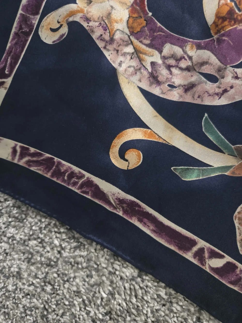 Anne Klein scarf ornate