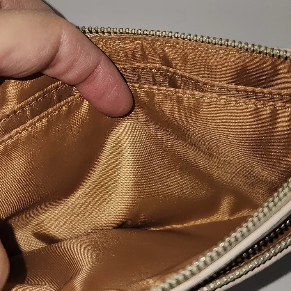 Coach‎ Beige Leather Wristlet Crossbody