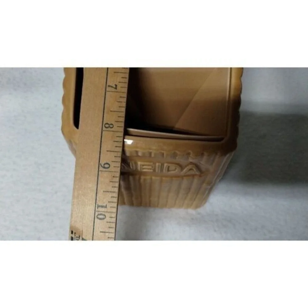 Oneida charming ceramic