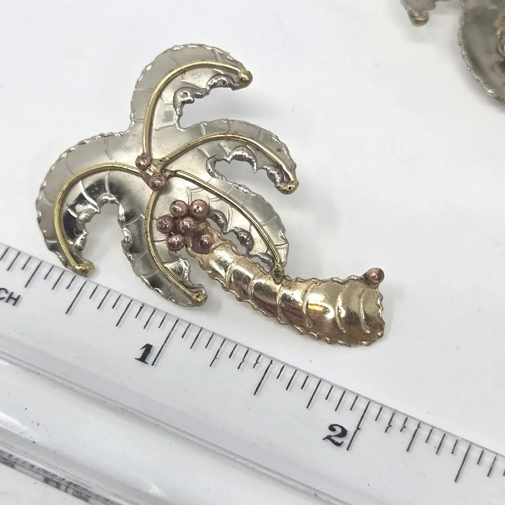 Palm Trees Coconuts Vintage Earrings Mixed Metals Gold & Silver‎ Plated Brass