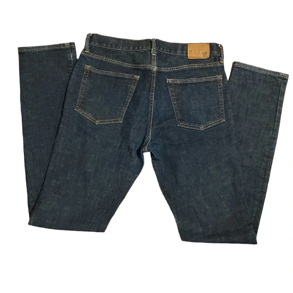 GAP men’s dark