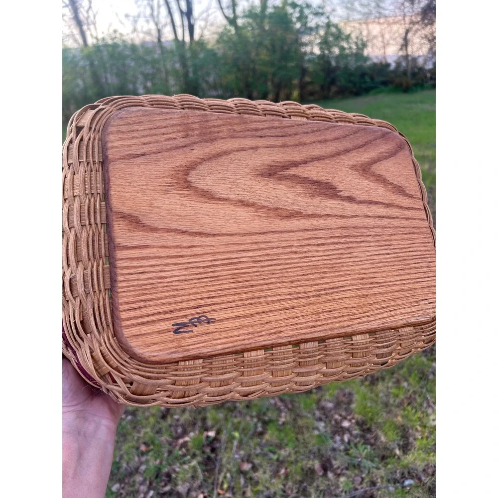 N/A handcrafted woven