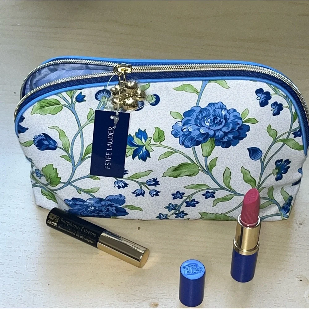 Estee Lauder moisture lippie extract