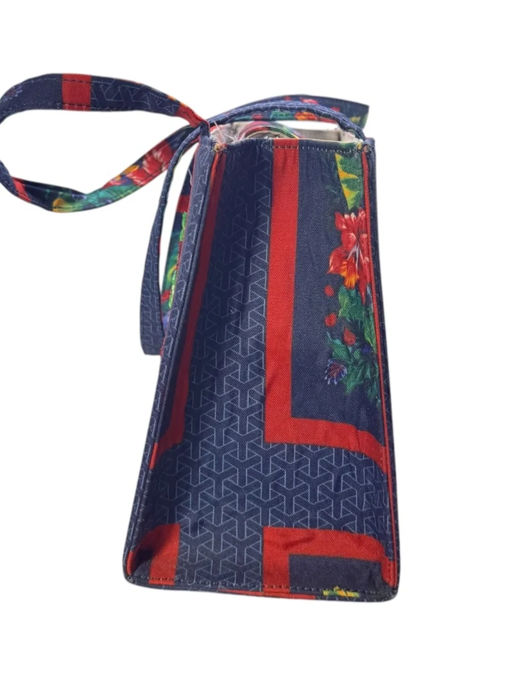 Unbranded tote bag