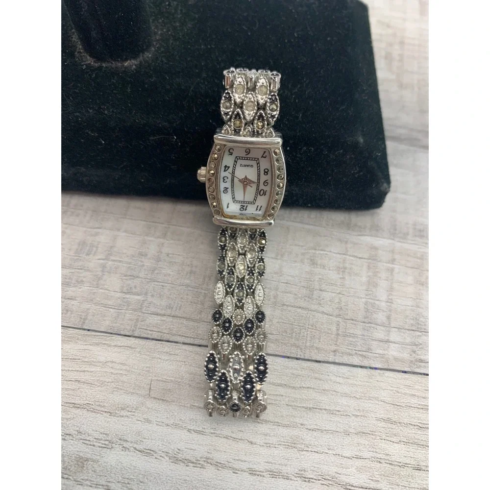 MZ Berger Marcasite Style‎ Watch Silver Tone Tonneau White Dial Quartz WS01 138