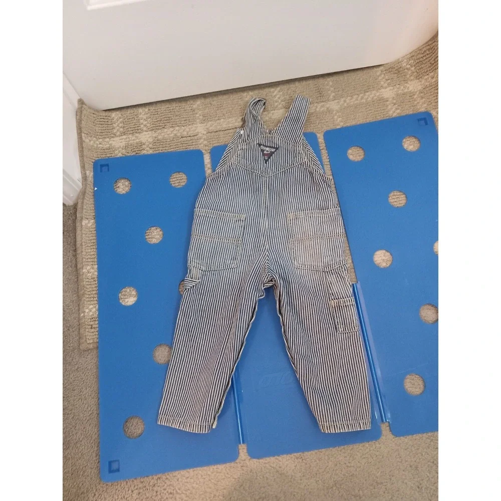 Osh Kosh B'Gosh Vestbak boy girl 18 Months Railroad Engineer Striped Bib Overall