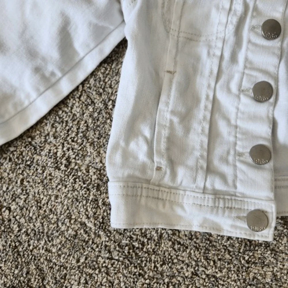 GAP cropped jean