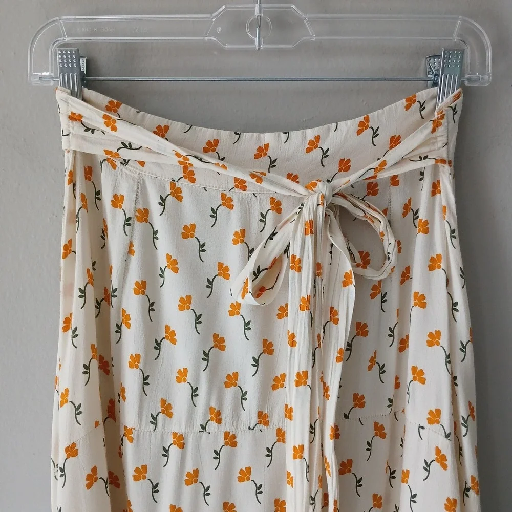 Anthropologie parties or skirt
