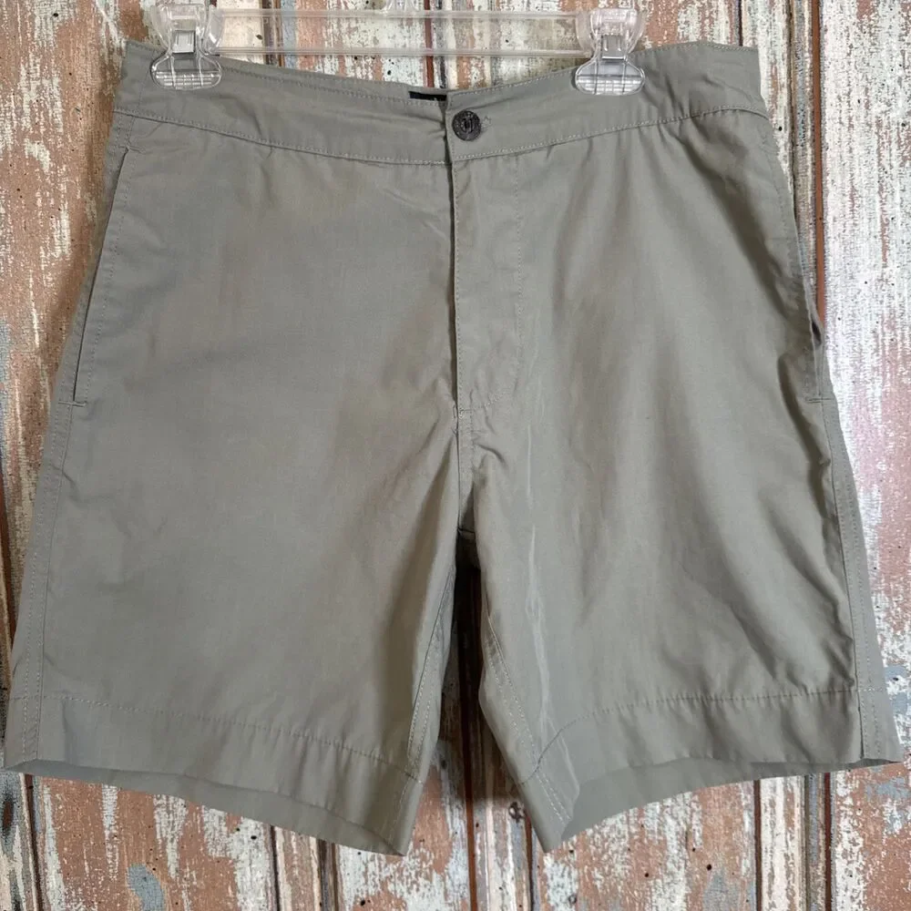 Faherty excellent khaki