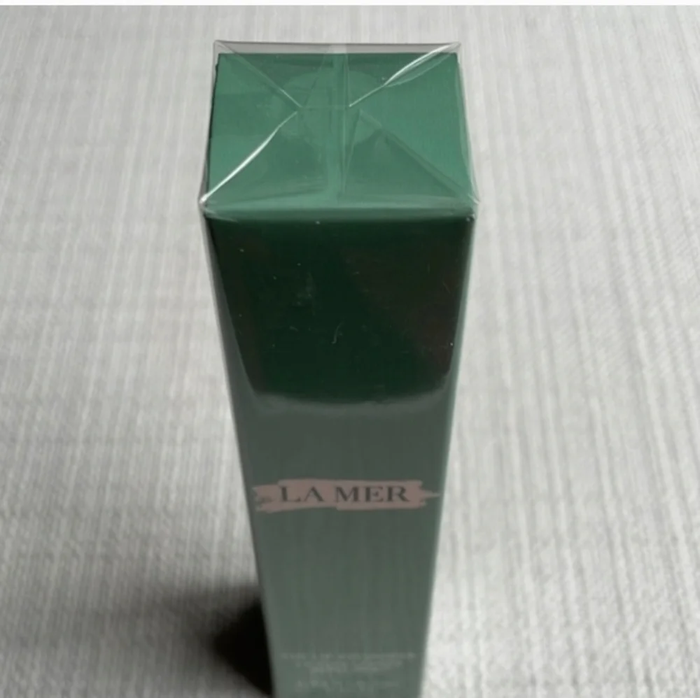 La Mer The Lip Volumizer Full Size