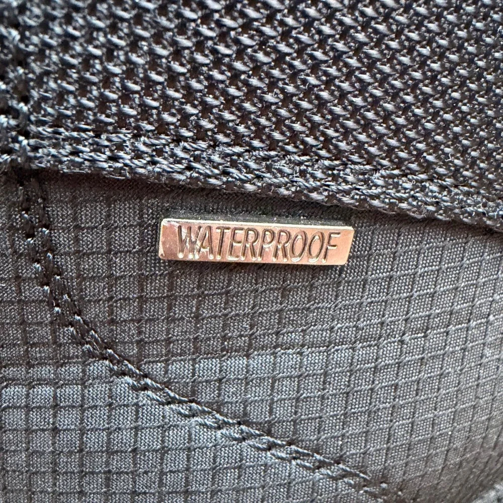 Rockmark oxm422 waterproof