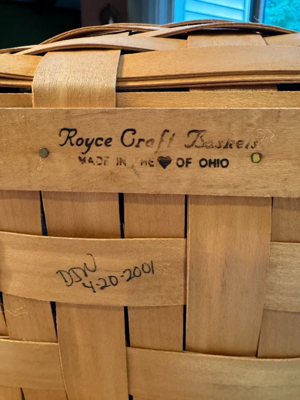 Royce Craft Basket Handwoven Wood with Plaid Lining 7 3/4