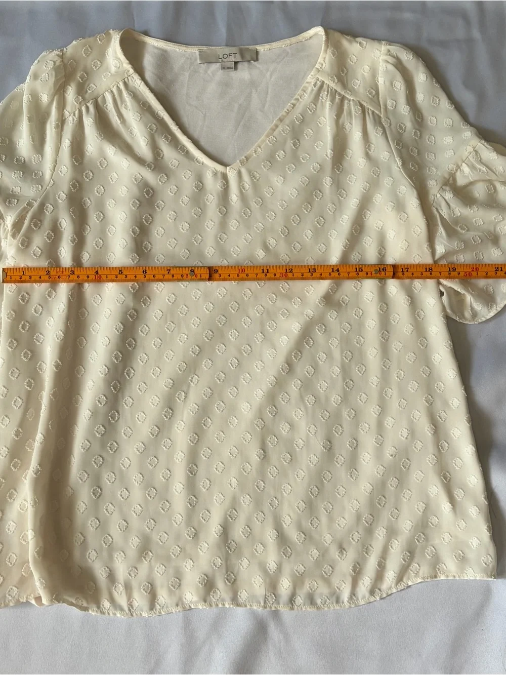 LOFT lightweight cream
