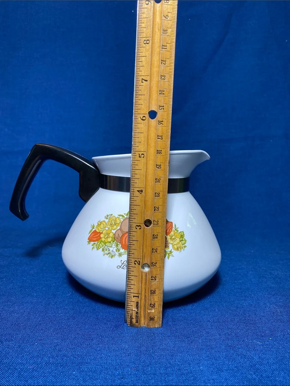 Corningware Vintage 6 cup Teapot P-104 in Spice O’ Life Pattern - no lid