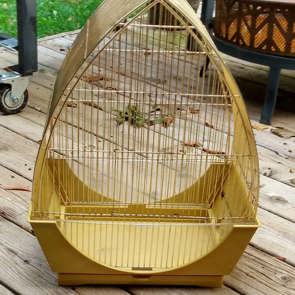 Vintage perches rust