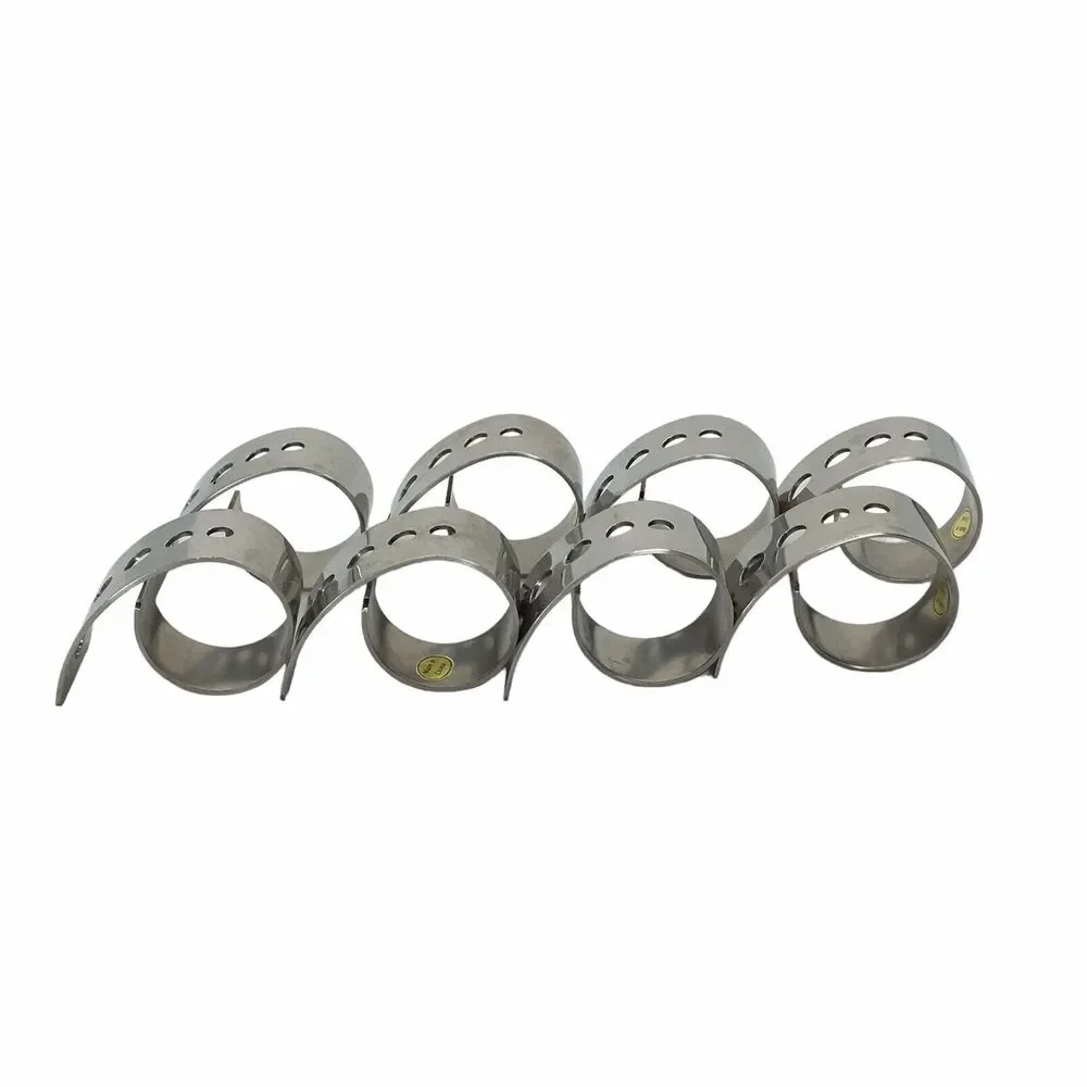 Unbranded silver tone