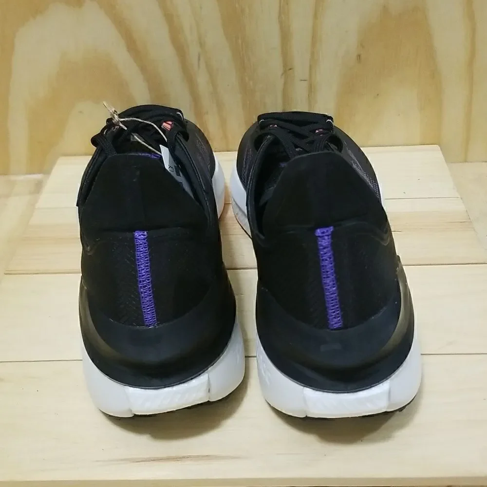 New Adidas Avryn Universal Boost Running Shoes size 13