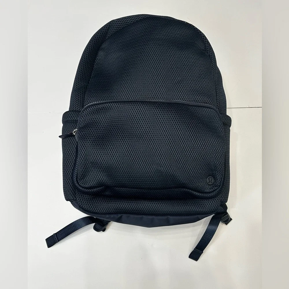lululemon athletica this sleek