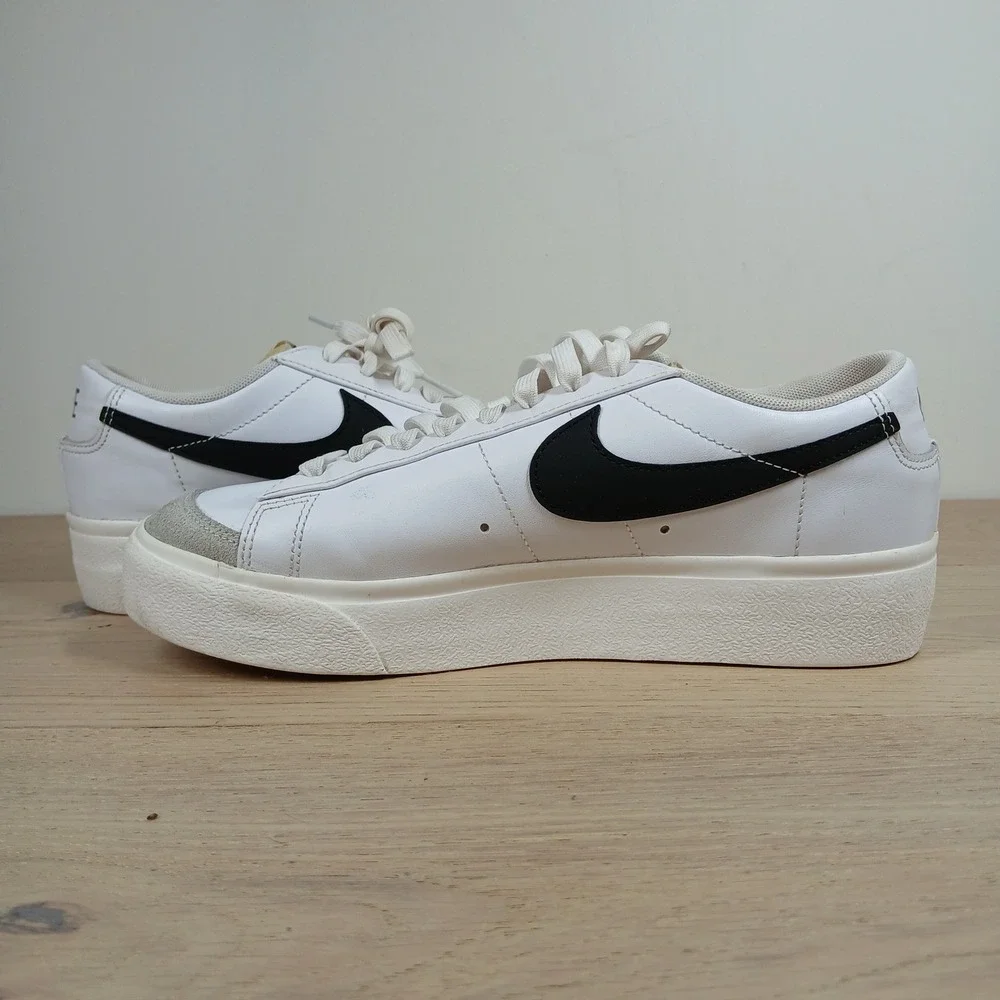 Nike Blazer Low Platform Sneakers Men's 10 White Black Leather Casual Shoes