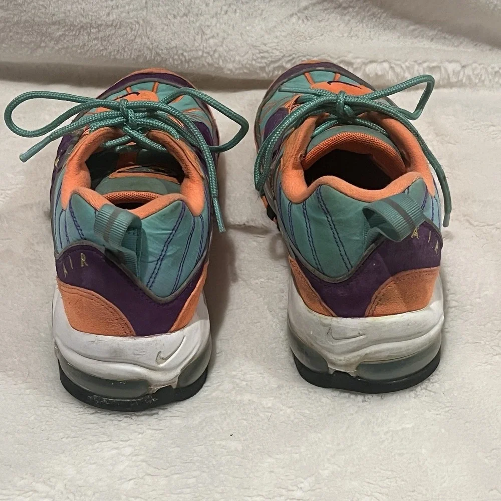 Nike air max