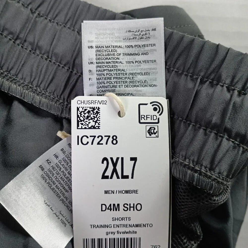adidas shorts model gray