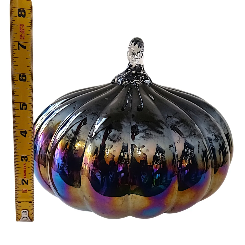 Unbranded glass iridescent